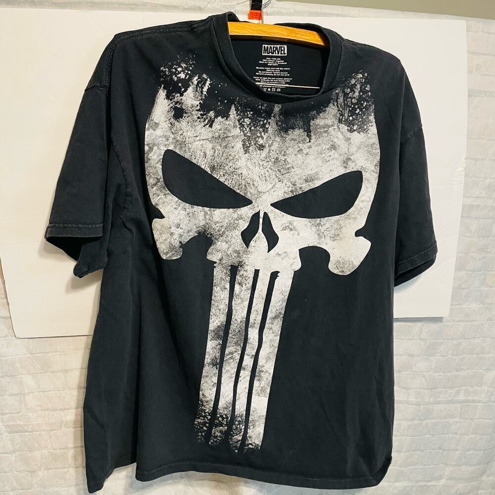 Mad Engine Marvel Punisher T-shirt size 2XL, Men Tall P2 P 24" Length 28" - Picture 1 of 6